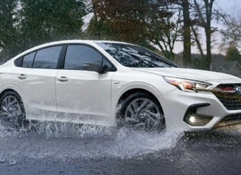 Subaru представила обновленный седан Legacy