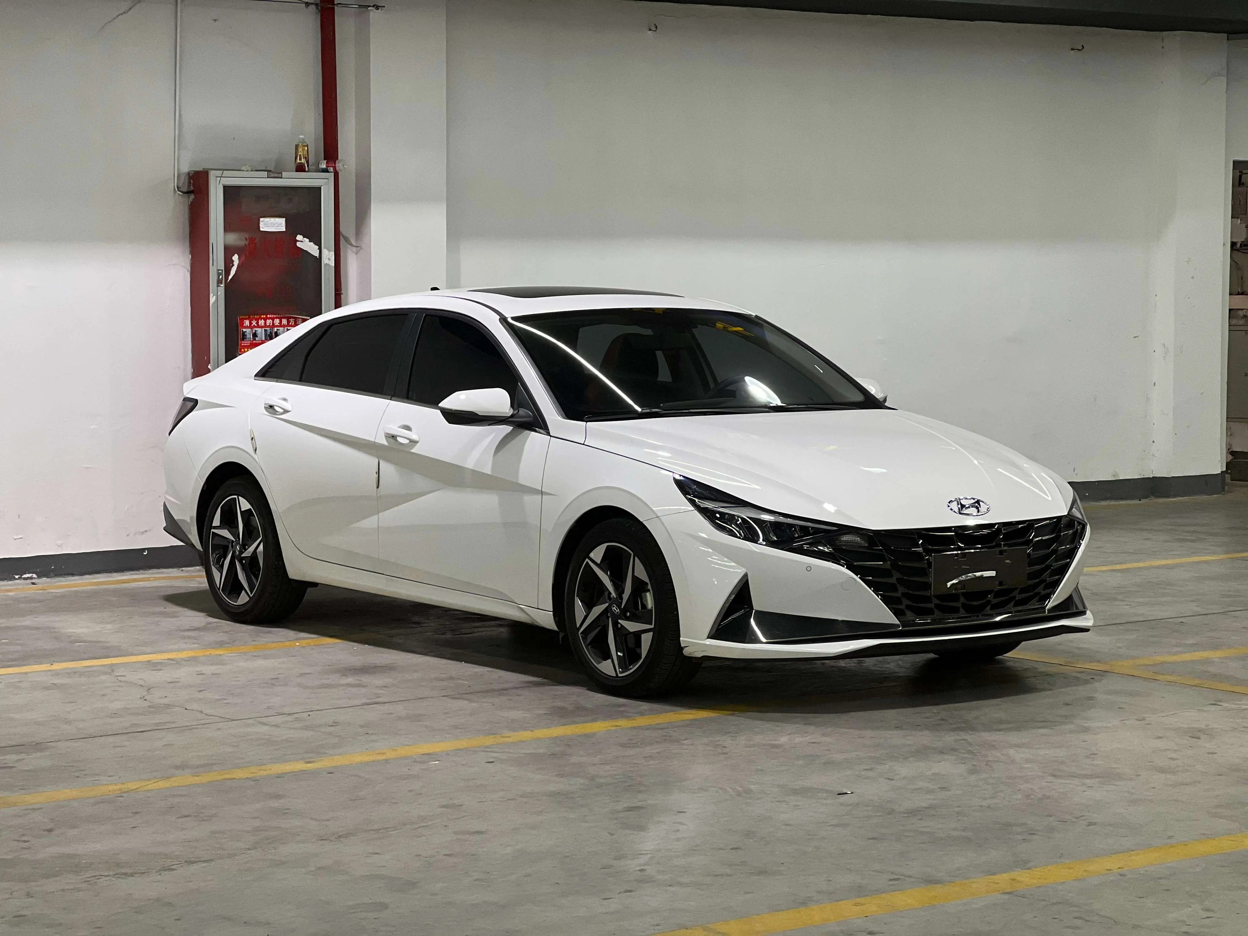 Hyundai Elantra 1.5L CVT GLX Elite Edition 2022