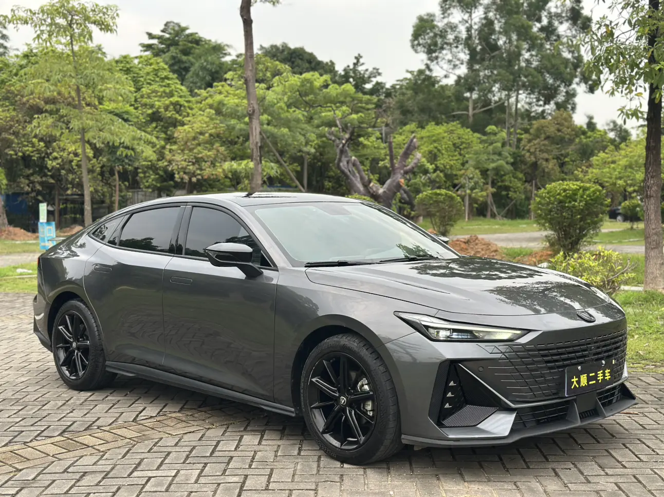 Changan UNI-V 1.5T Premium Edition 2022