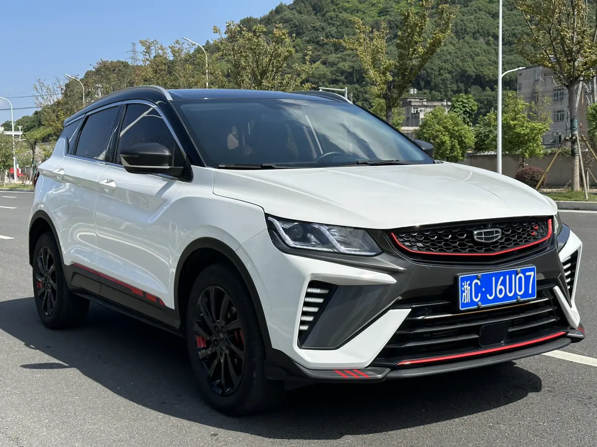 Geely Coolray 240T DCT Diamond Edition 2022