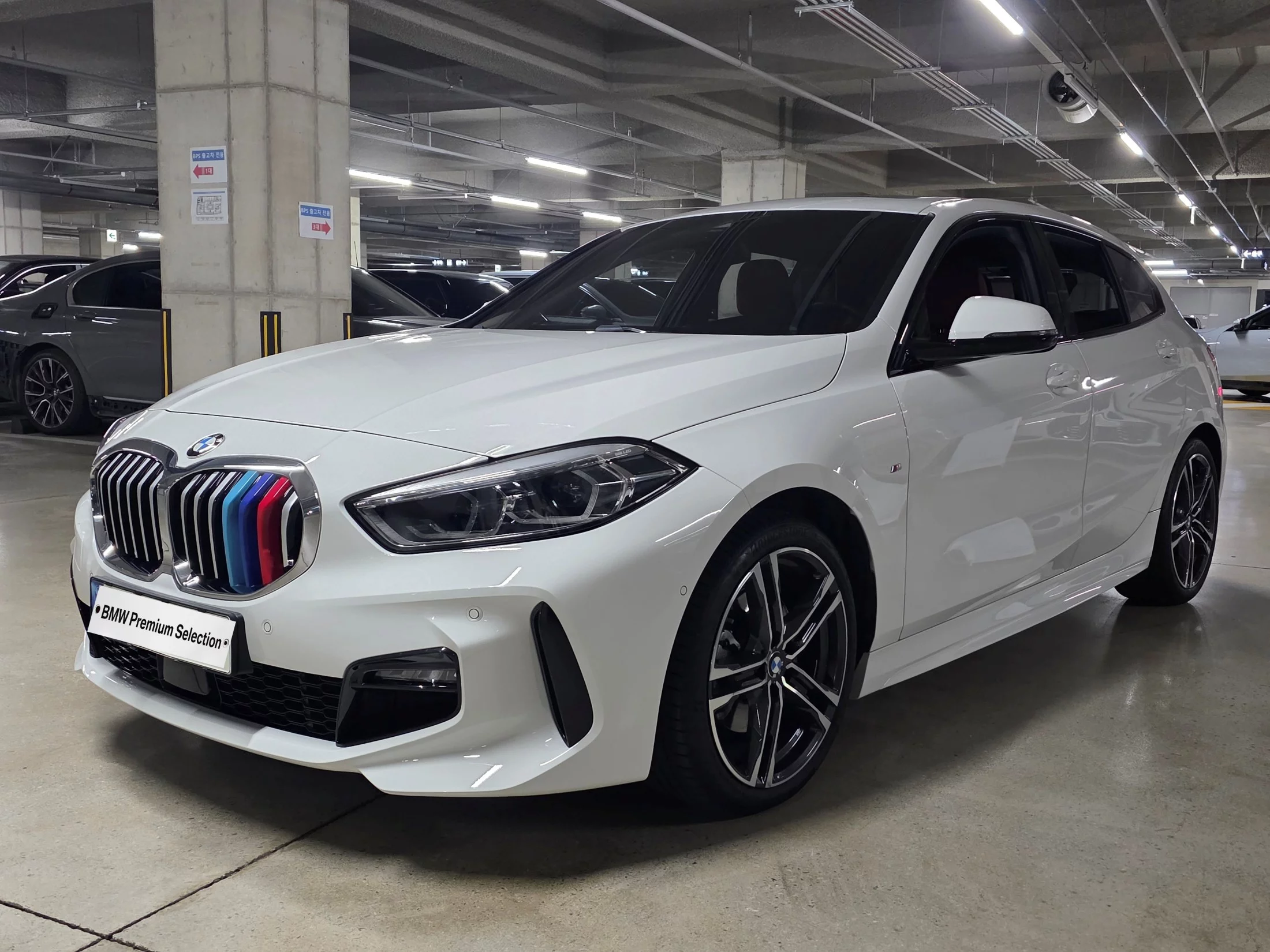 BMW 1-Series  2021