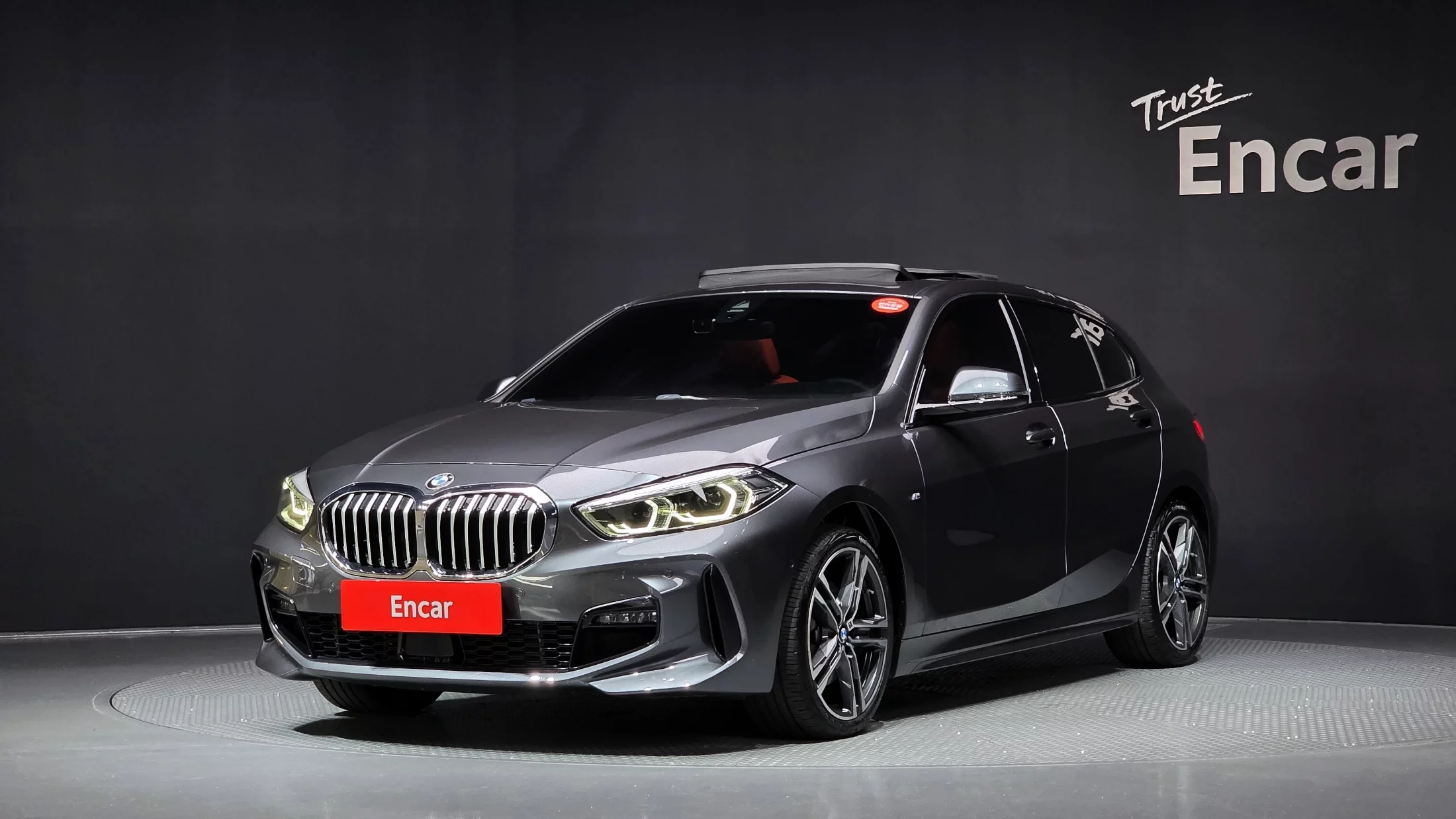 BMW 1-Series  2021