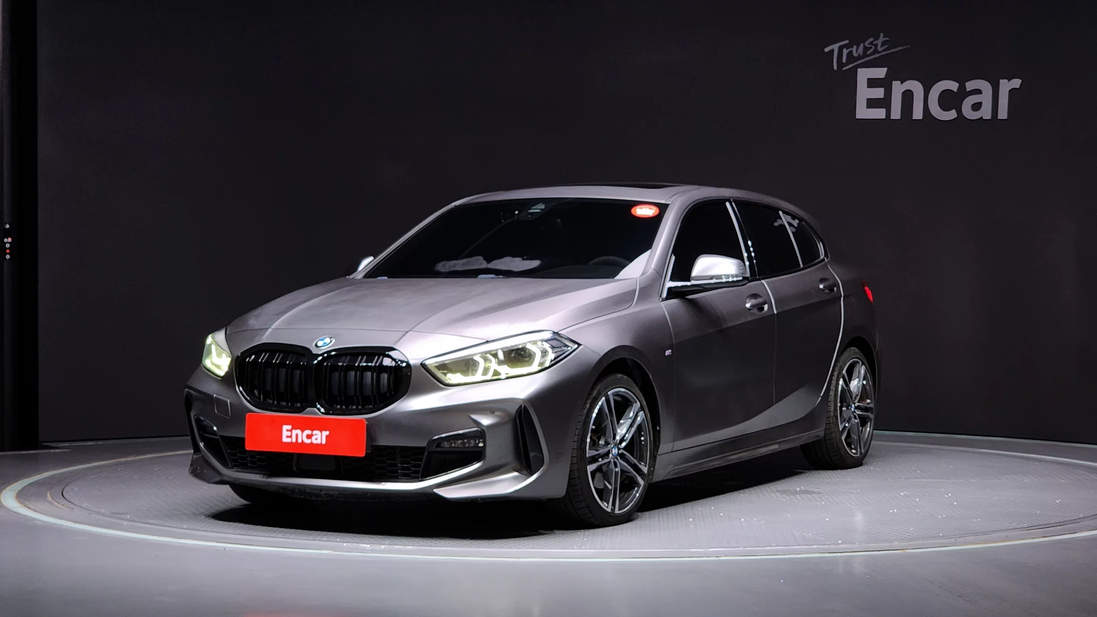 BMW 1-Series  2021