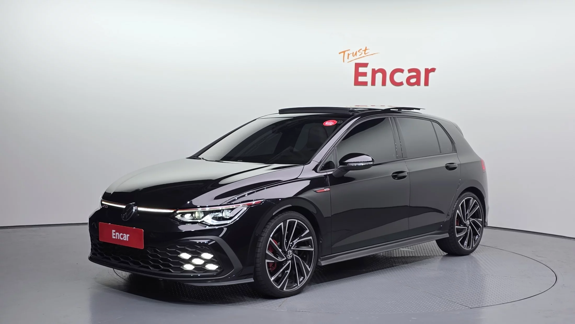 Volkswagen GOLF  2023