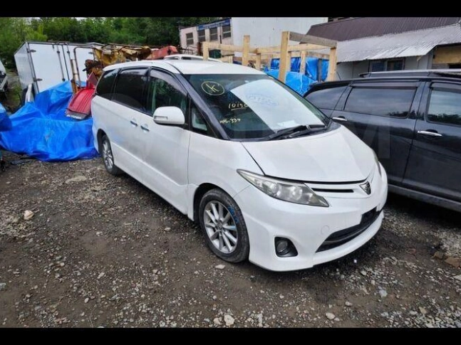 Toyota Estima 3.5 Aeras Leather package 2011