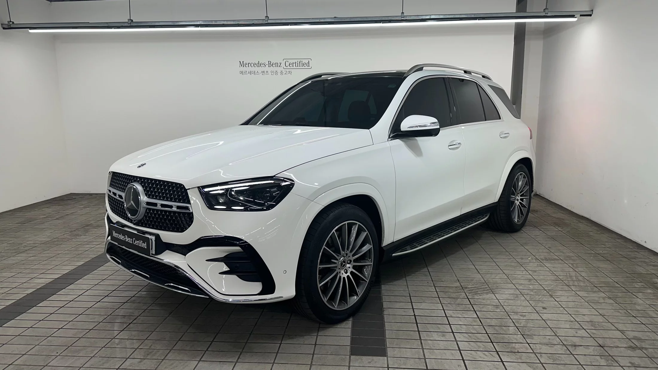 Mercedes-Benz GLE-Class  2024