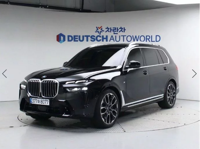BMW X7  2025
