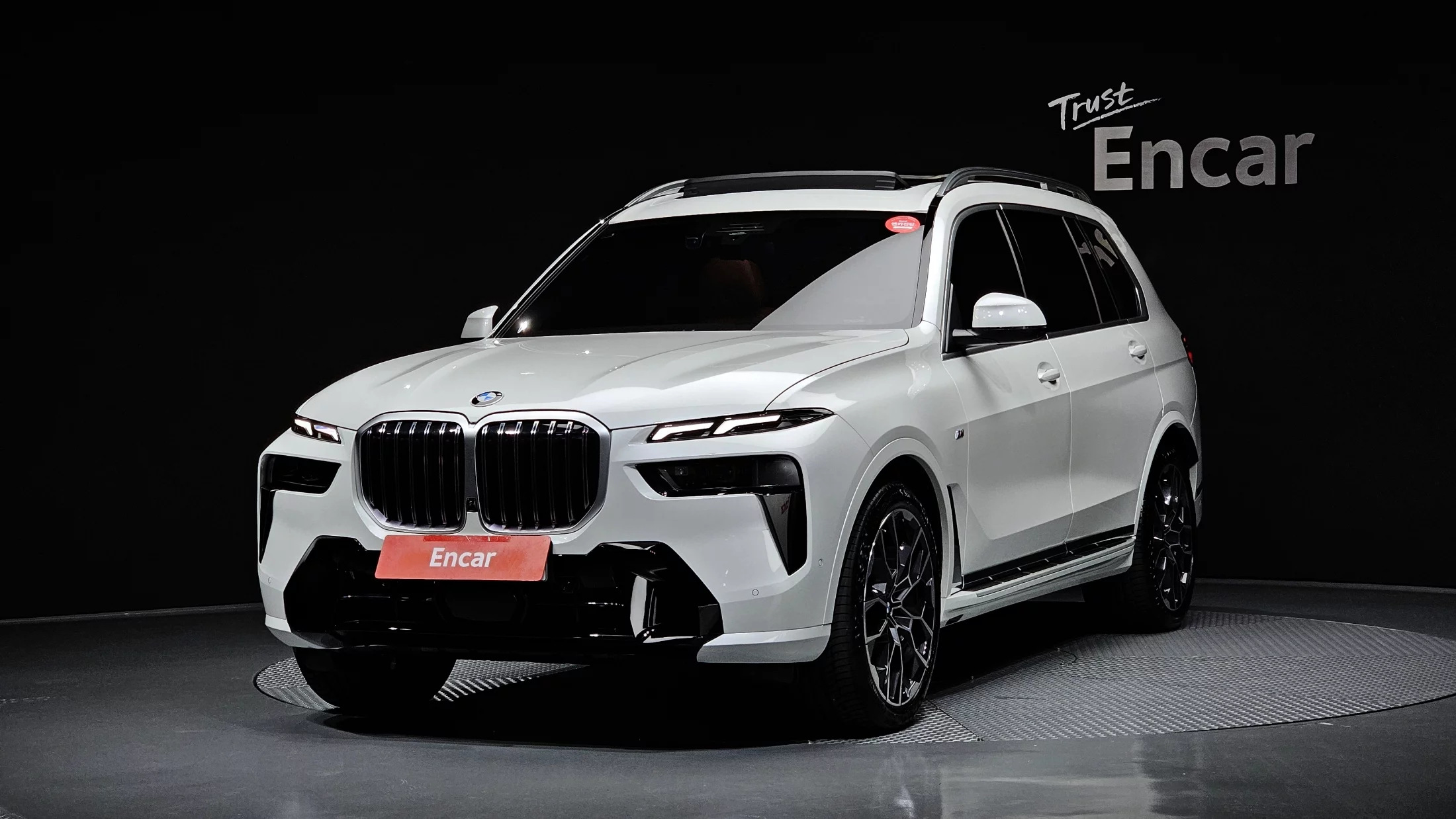 BMW X7  2025
