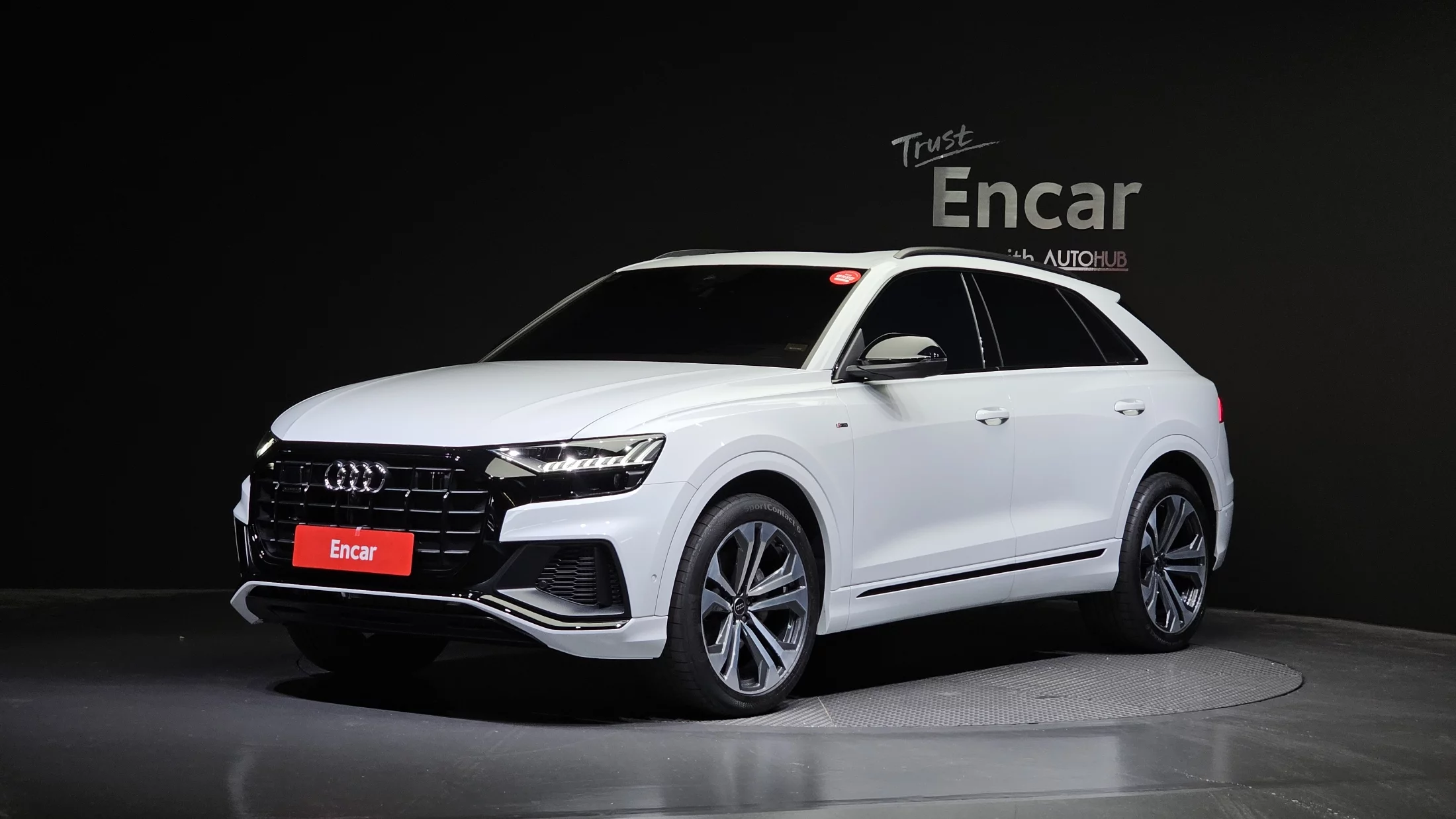 Audi Q8  2023