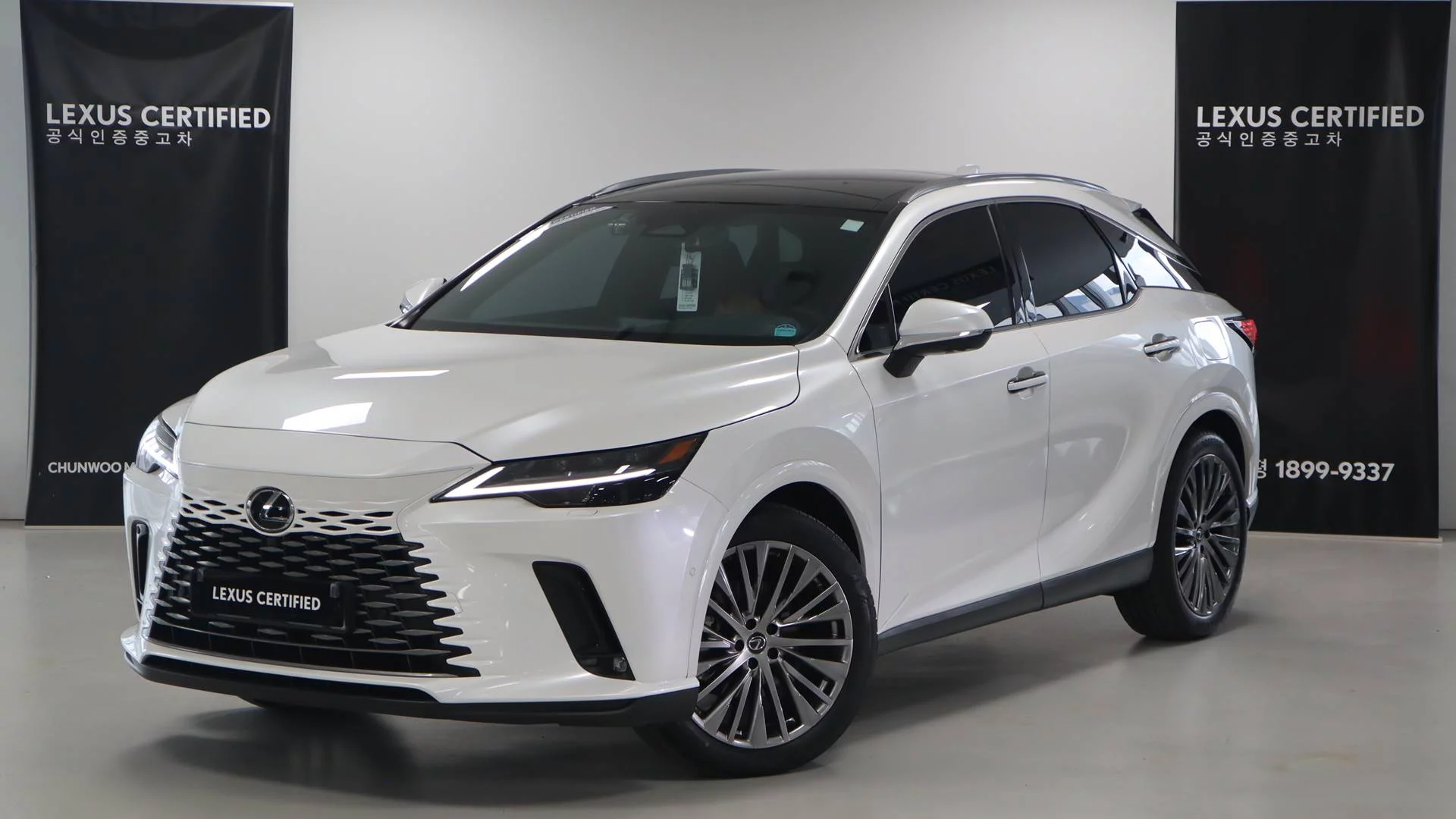 Lexus RX  2025
