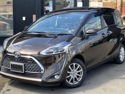Toyota SIENTA  2022