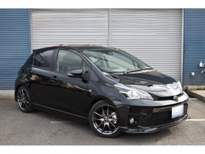 Toyota VITZ  2017