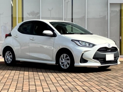 Toyota YARIS  2024
