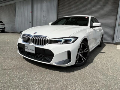BMW 3-Series  2021