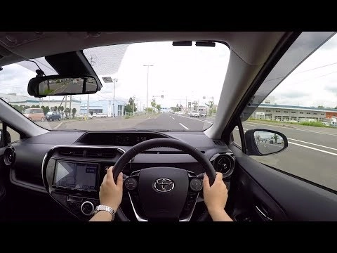 TOYOTA AQUA 2017, CROSSOVER. Тест-драйв по городу.