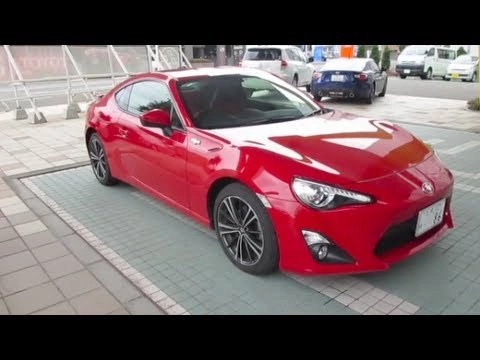 TOYOTA GT86 2012. Обзор экстерьера и интерьера.