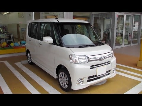 DAIHATSU TANTO 2013. Обзор экстерьера и интерьера.