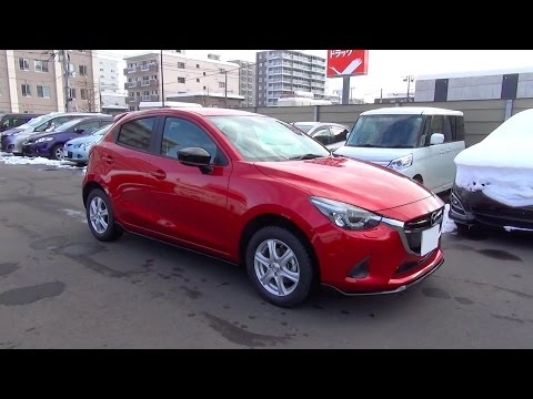 MAZDA DEMIO (Mazda2) 2017, 13S Tailored Brown, 4WD. Обзор экстерьера и интерьера.
