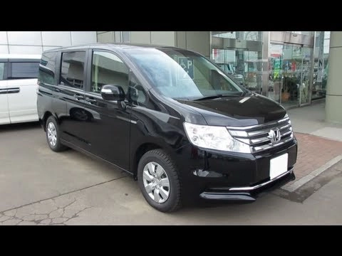 HONDA STEPWGN 2012. Обзор экстерьера и интерьера.