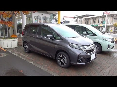 HONDA FREED PLUS, 2016, Гибрид, "G Honda SENSING", 4WD. Обзор экстерьера и интерьера.