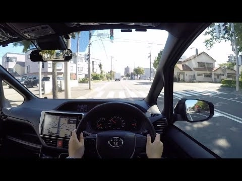 TOYOTA VOXY 2017, 4WD. Тест-драйв по городу.