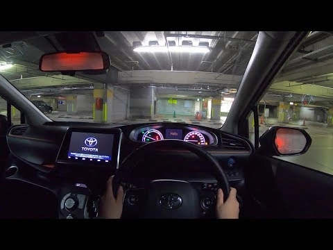 TOYOTA SIENTA 2018, Гибрид, 1.5, передний привод. Тест-драйв по городу ночью.
